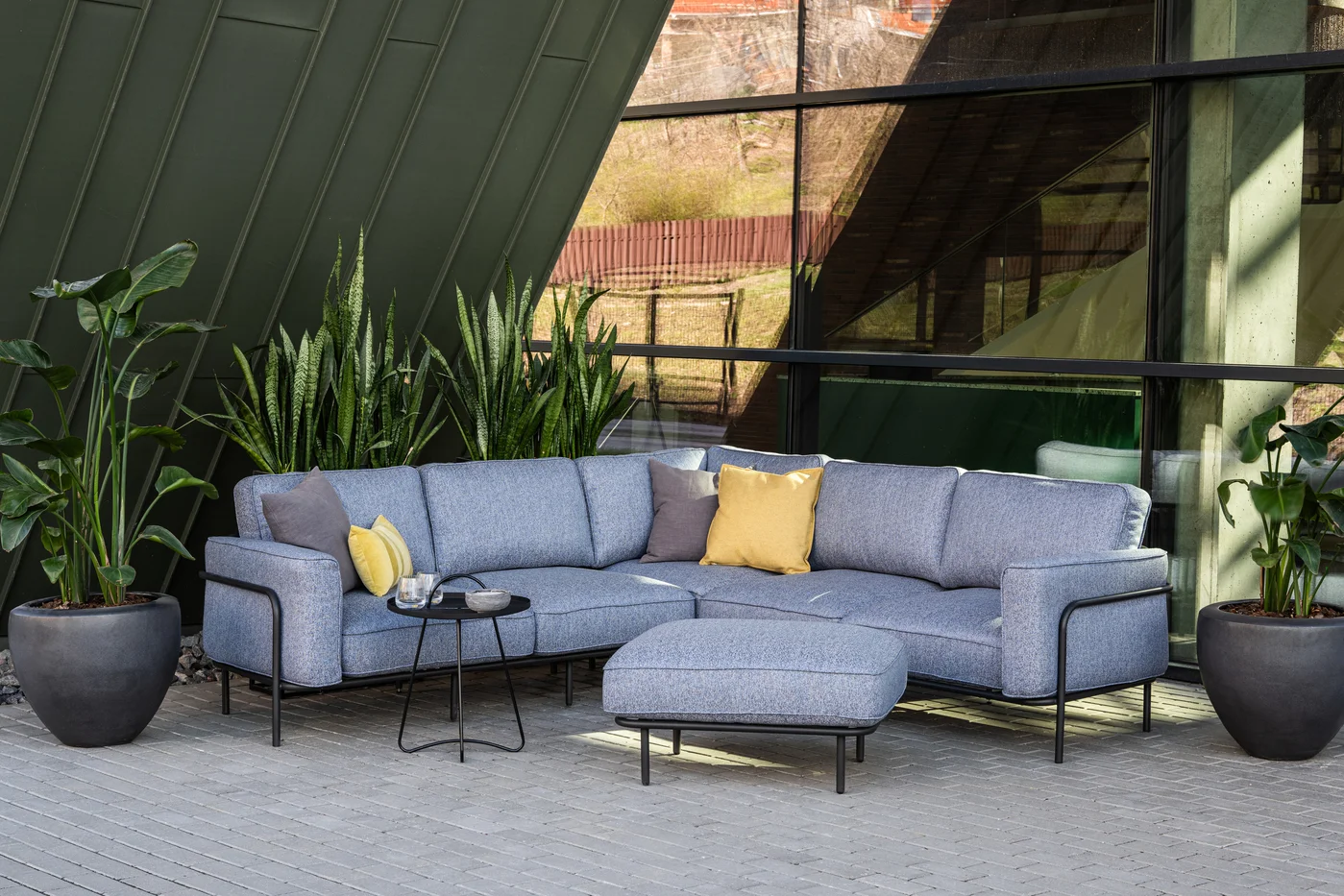 stilingi baldai, terasos baldai, lauko baldai, sofa, ekoseses, lauko sofa, kampas, lauko baldu kampas, didelis kampas