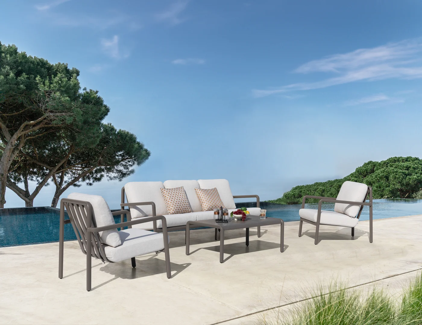 Lauko baldai, terasos baldai, lauko baldų komplektai